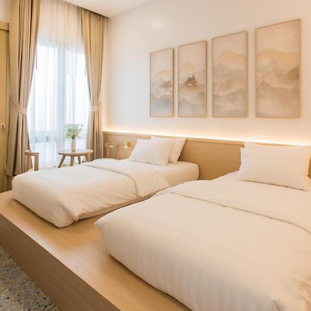 The Elements Boutique House Hotel Phuket Buitenkant foto