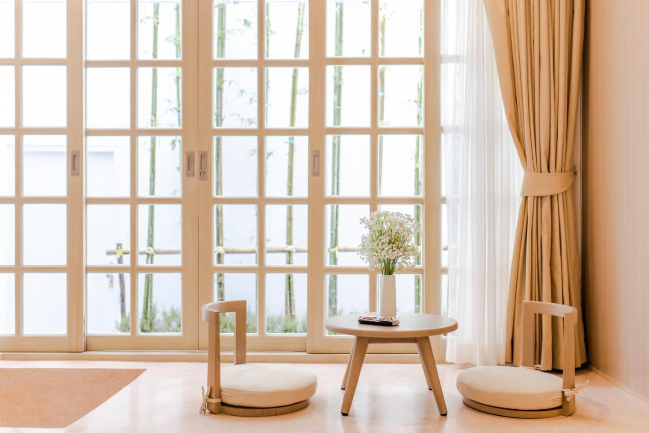 The Elements Boutique House Hotel Phuket Buitenkant foto