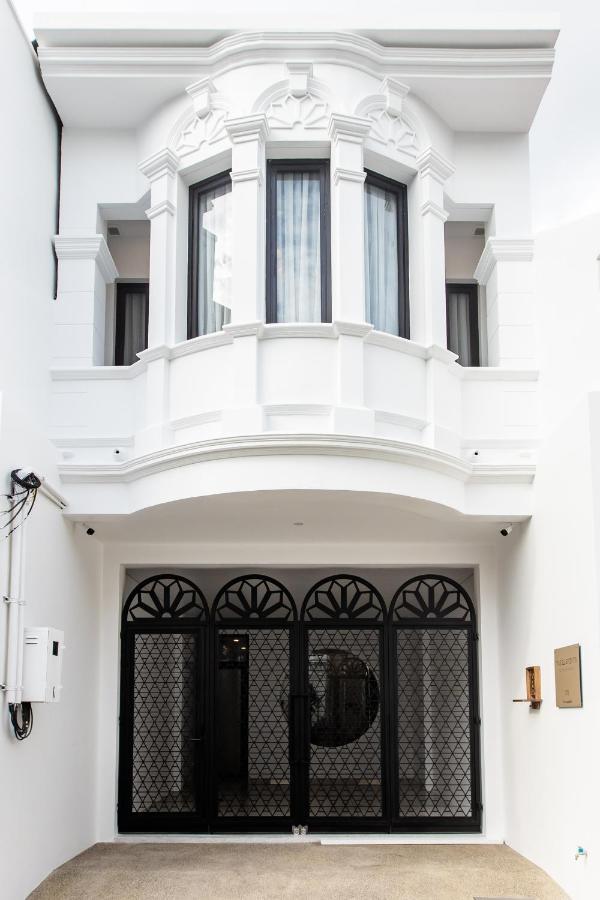 The Elements Boutique House Hotel Phuket Buitenkant foto